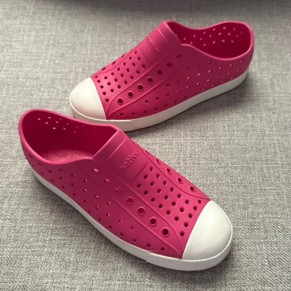 Native Shoes Kids' Jefferson Slip-On Shoe

Size - J3